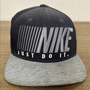 Nike Just Do It. Large Spellout Black/Gray Cap. Embroidered Logo. 90’s Vintage.